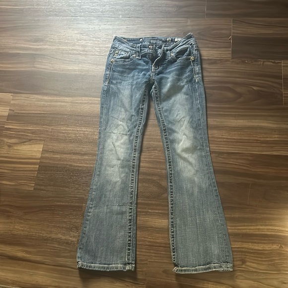 size 25 miss me jeans. - Picture 1 of 4